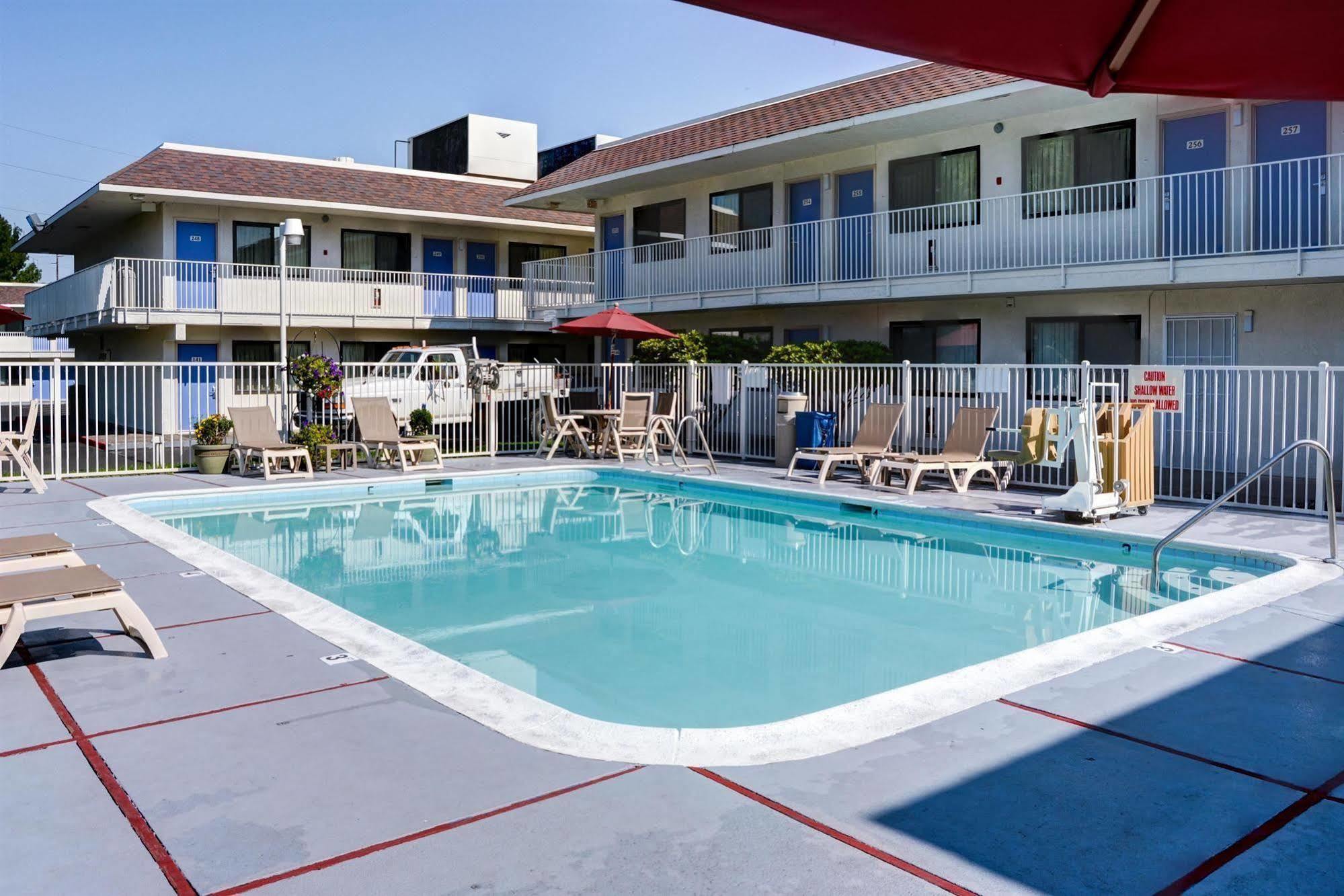 Motel 6-Springfield, Or - Eugene North Kültér fotó