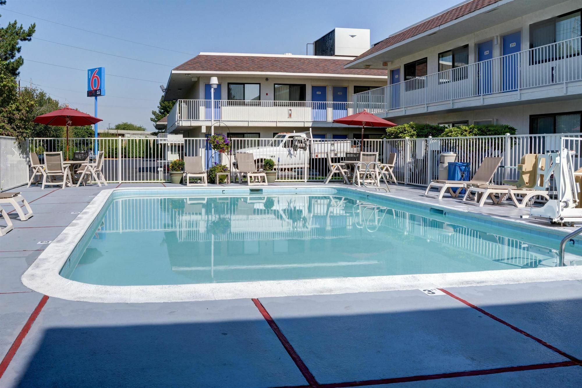 Motel 6-Springfield, Or - Eugene North Kültér fotó